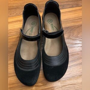 Naot Kirei EU40 L9 Black Madras/Black Suede/Black Patent